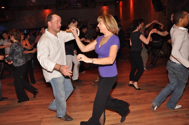 min 2009 02 01 station danse 081